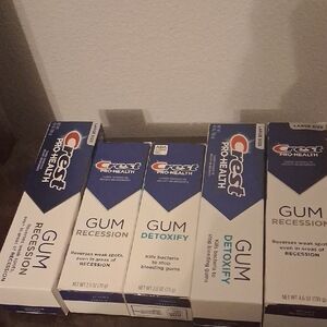 5 Crest Pro-Health Gum Recession & DETOXIFY Toothpaste, 